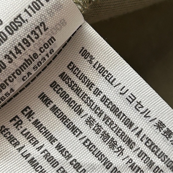 Hollister Utility Lyocell shirt M - Picture 5 of 9